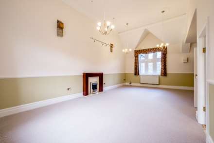 The Woodlands, Meltham, Image 2