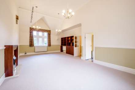 The Woodlands, Meltham, Image 6