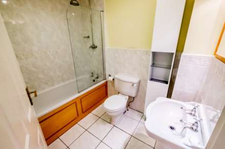 The Woodlands, Meltham, Image 7