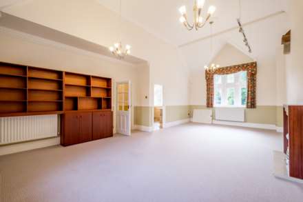 The Woodlands, Meltham, Image 9