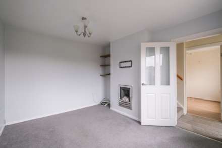 Highfield Crescent, Meltham, Image 13