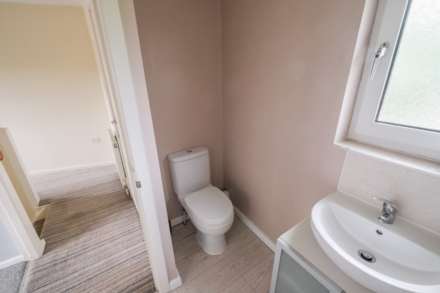 Highfield Crescent, Meltham, Image 17