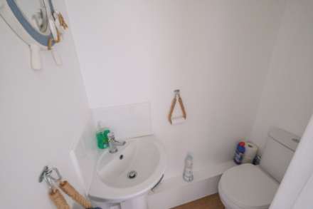 Highfield Crescent, Meltham, Image 21