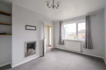 Highfield Crescent, Meltham, Image 3