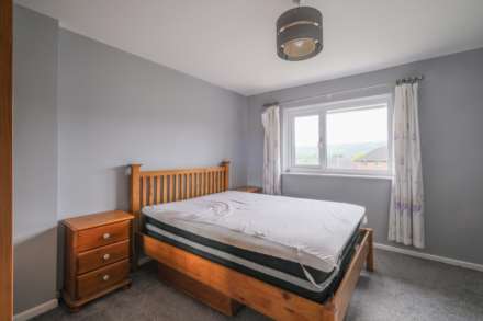 Highfield Crescent, Meltham, Image 6