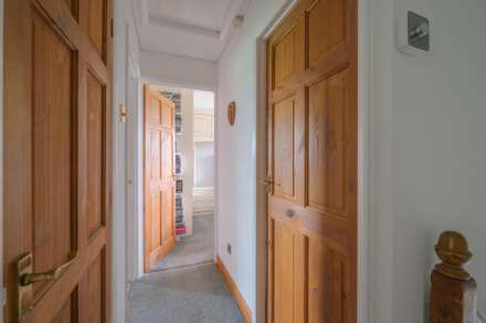 Howard Way, Meltham, Image 18
