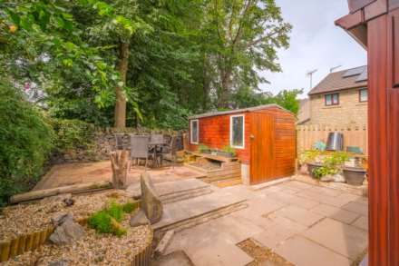 Howard Way, Meltham, Image 4