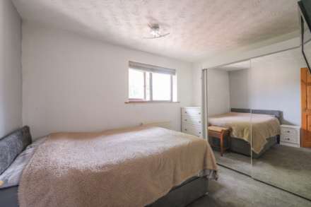 Howard Way, Meltham, Image 7