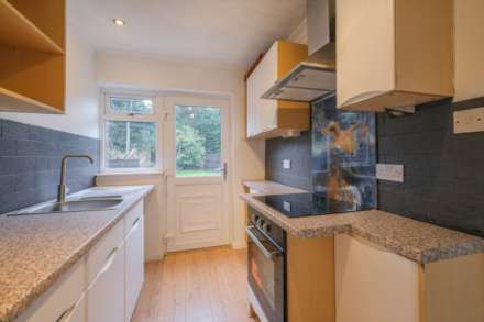Lydgate Drive, New Mill, Image 3
