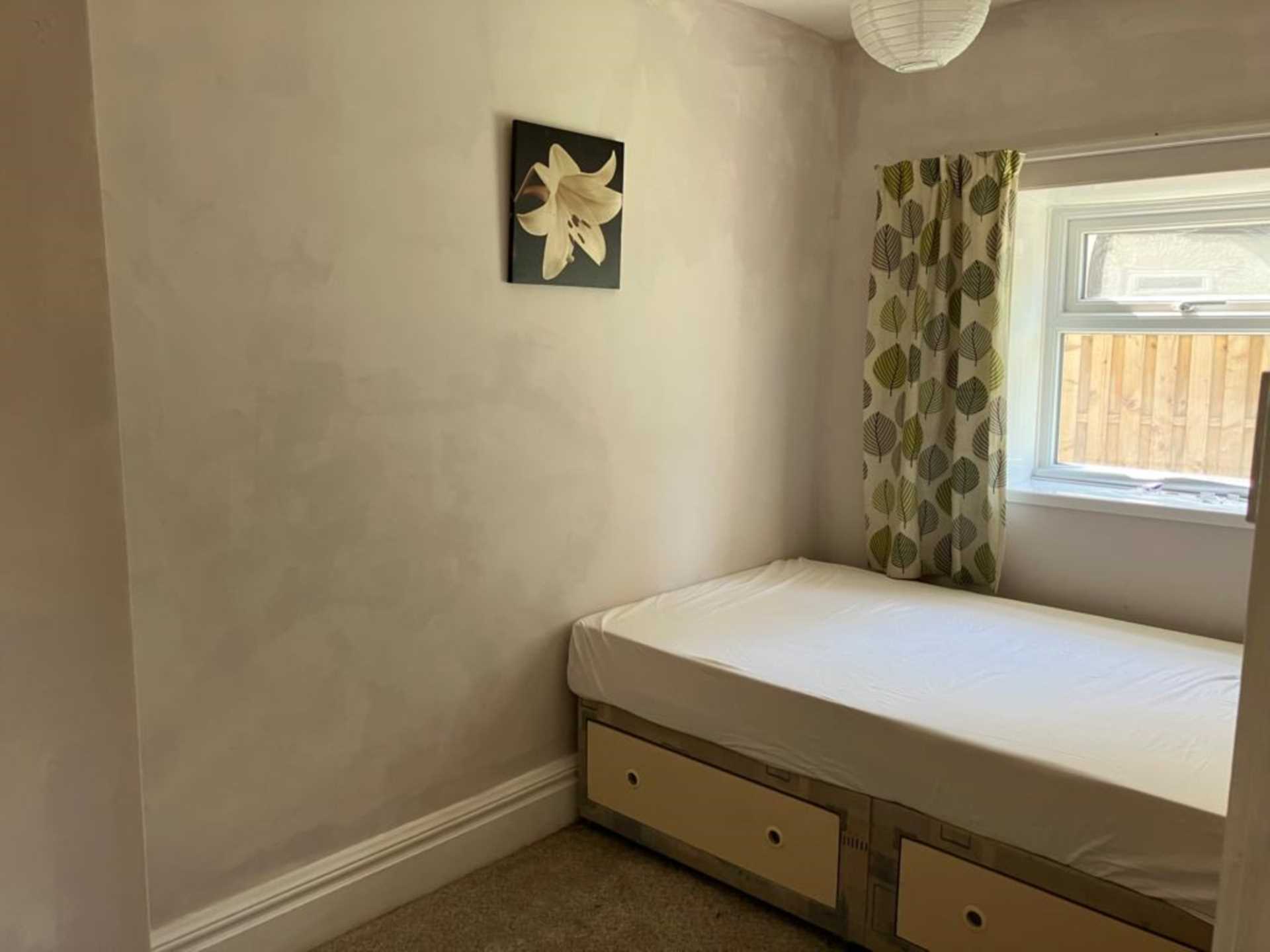 Flat 1, Cornmill Lane, Liversedge, Image 4