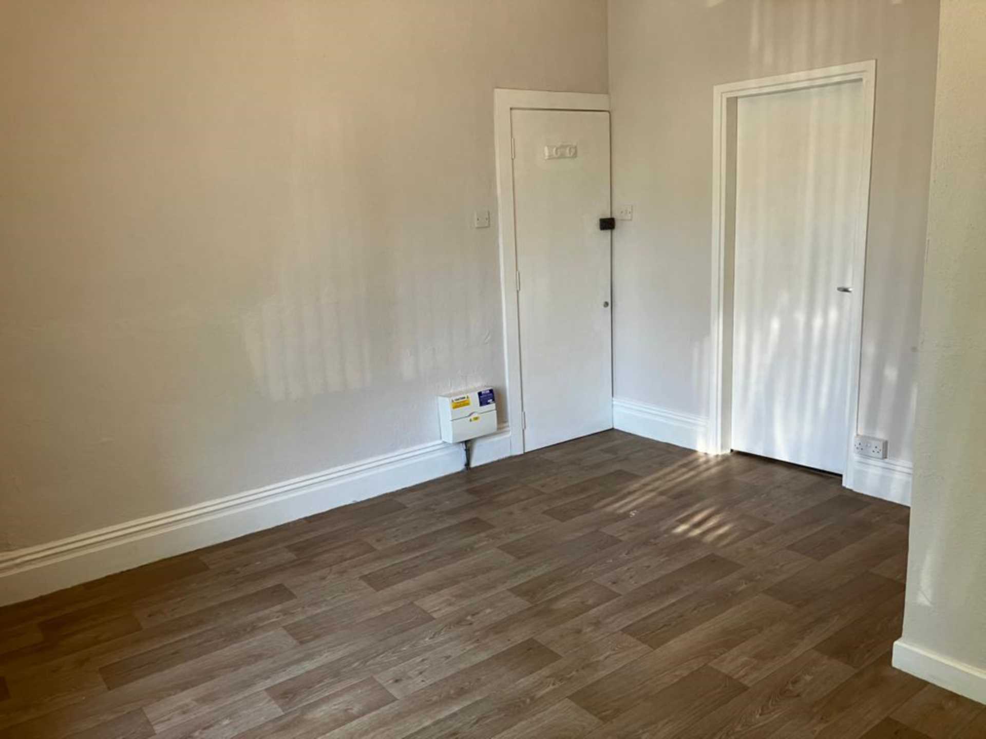 Flat 1, Cornmill Lane, Liversedge, Image 6