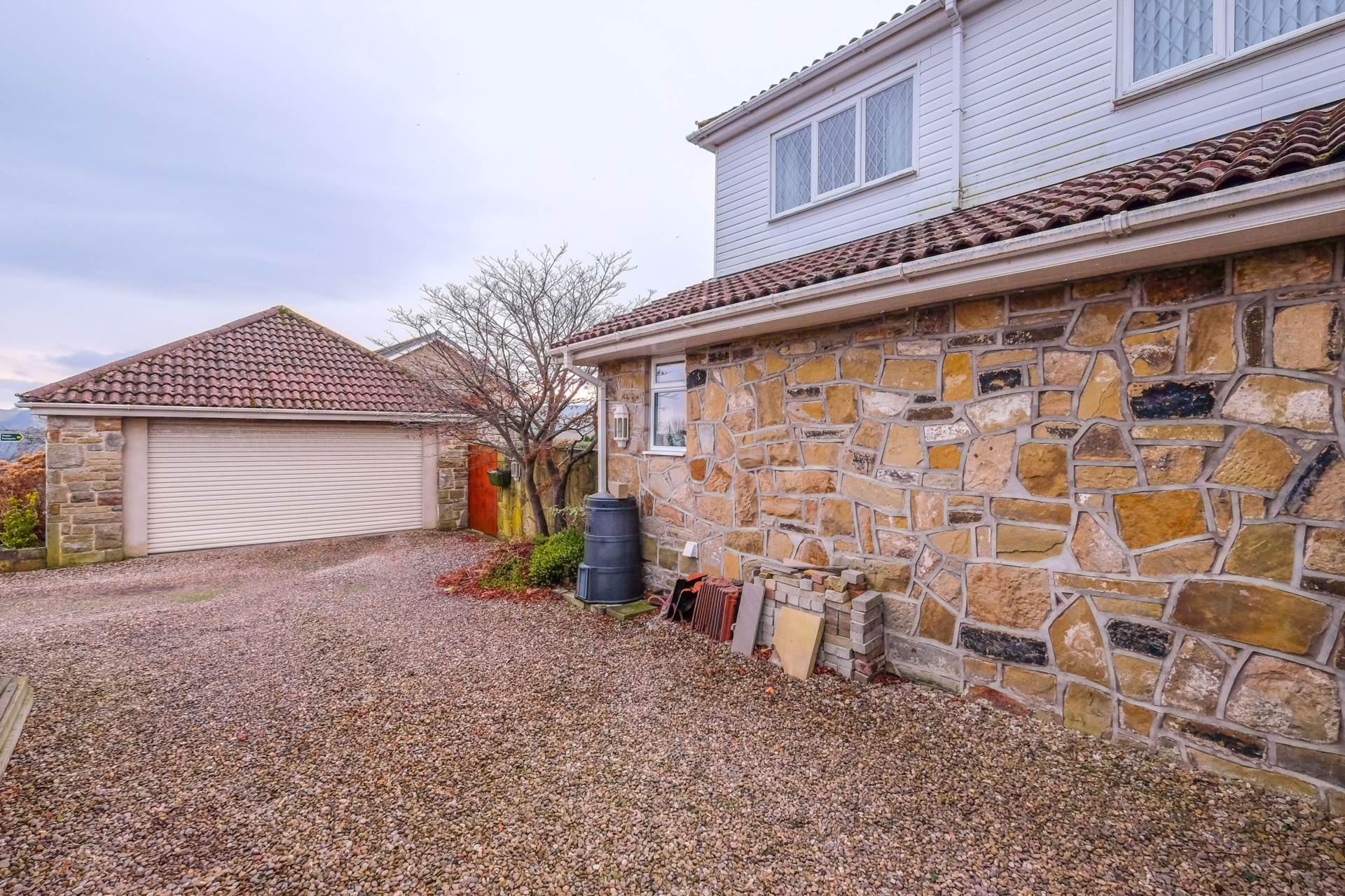 Moor View, Meltham, Image 24