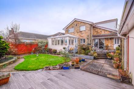 Moor View, Meltham, Image 32