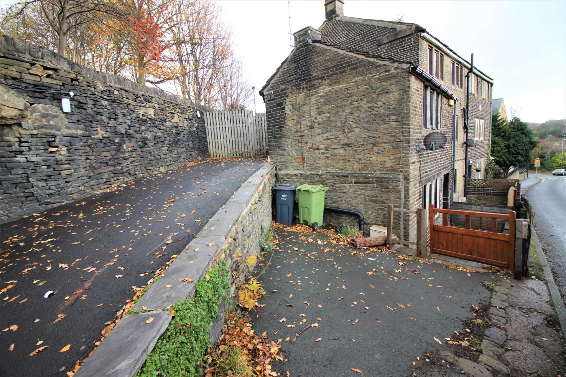 Slaithwaite Road, Meltham, Image 5