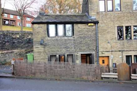 Slaithwaite Road, Meltham, Image 1