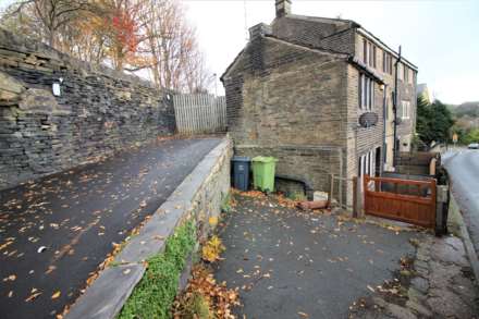 Slaithwaite Road, Meltham, Image 5