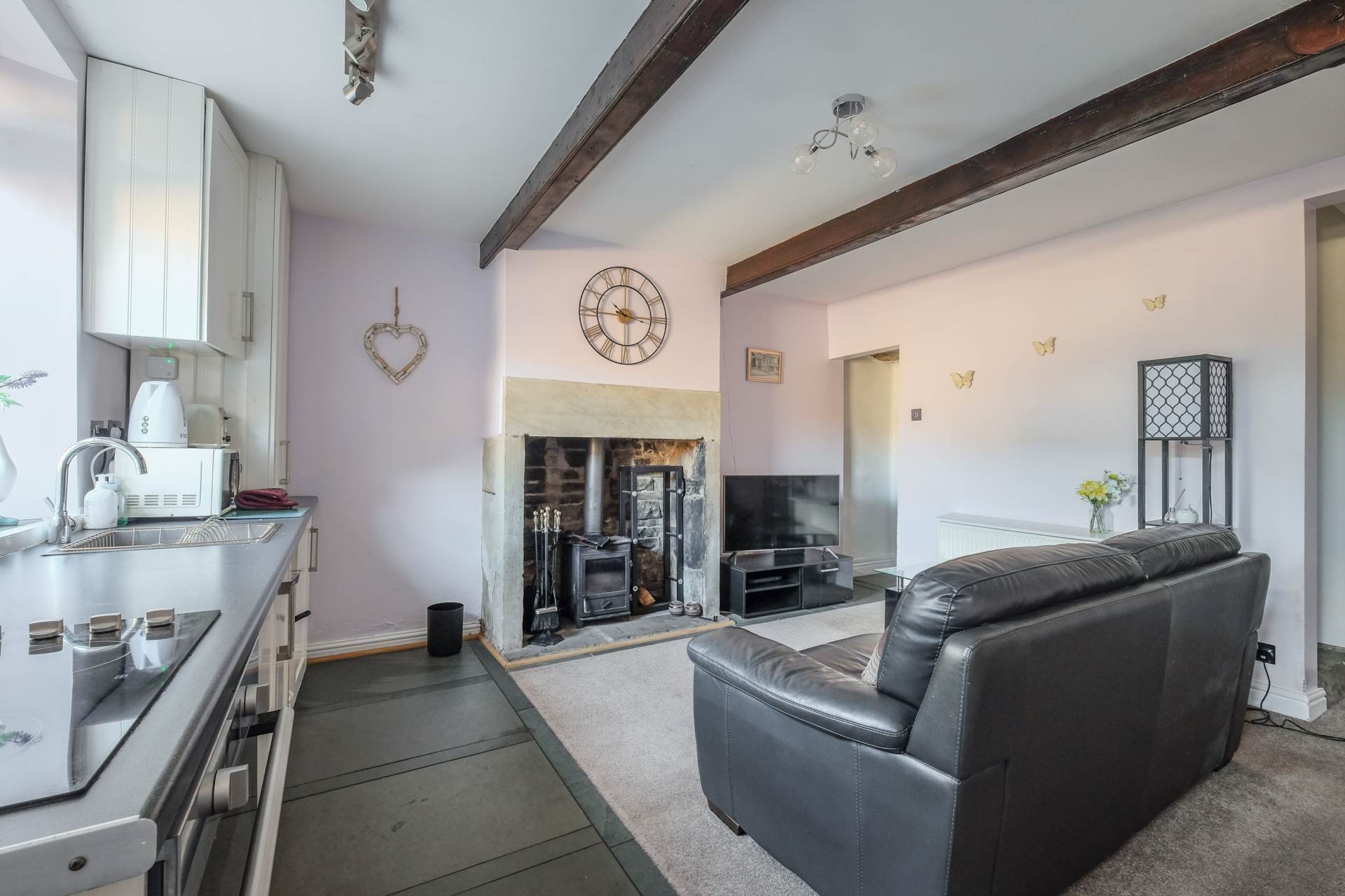 10 CHURCH TERRACE HOLMFIRTH, Image 2