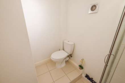 10 CHURCH TERRACE HOLMFIRTH, Image 9