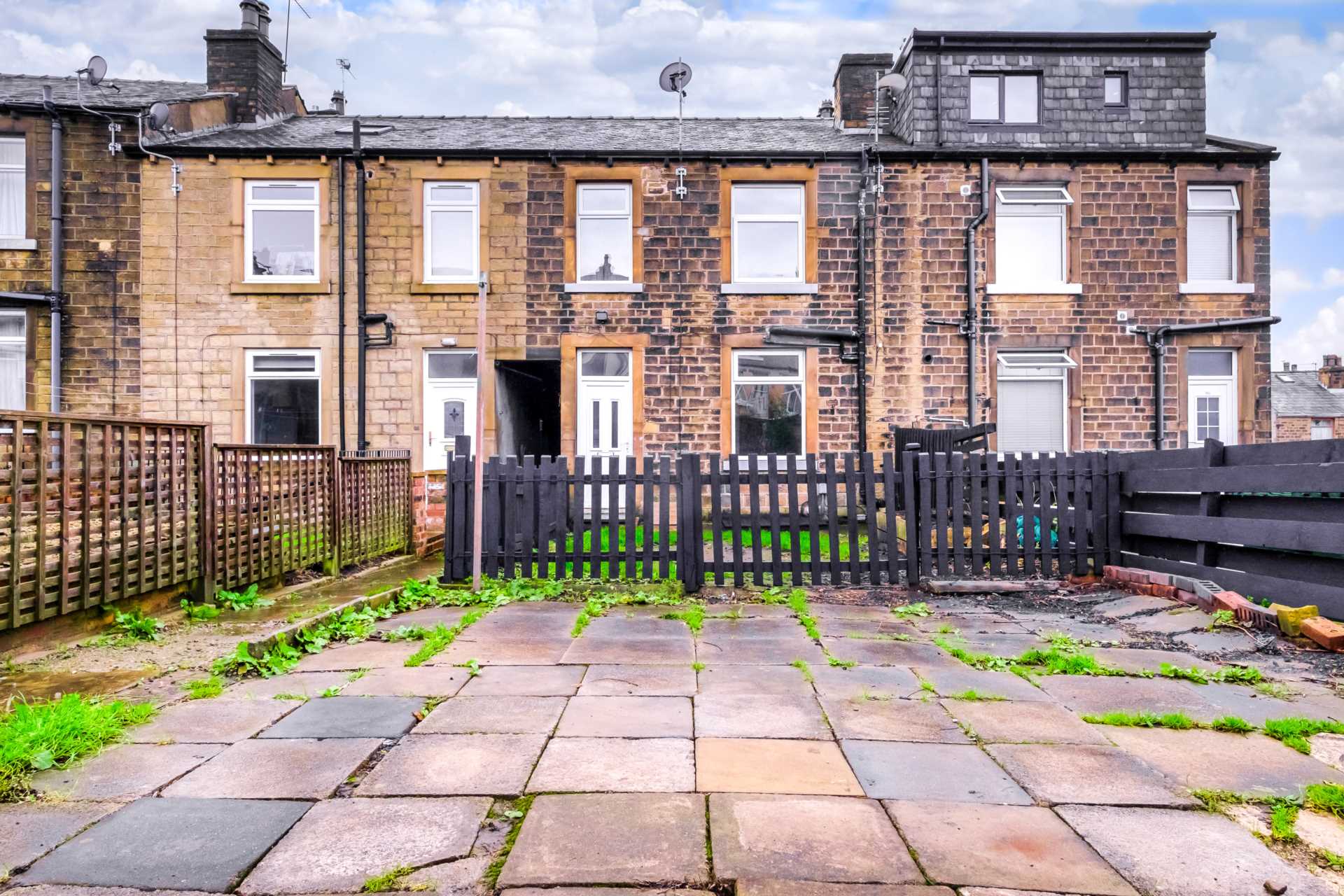 Broomfield Road, Marsh, Huddersfield, Image 1