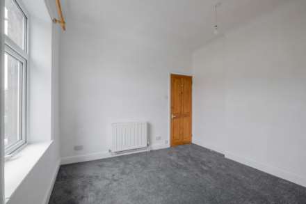 Broomfield Road, Marsh, Huddersfield, Image 10