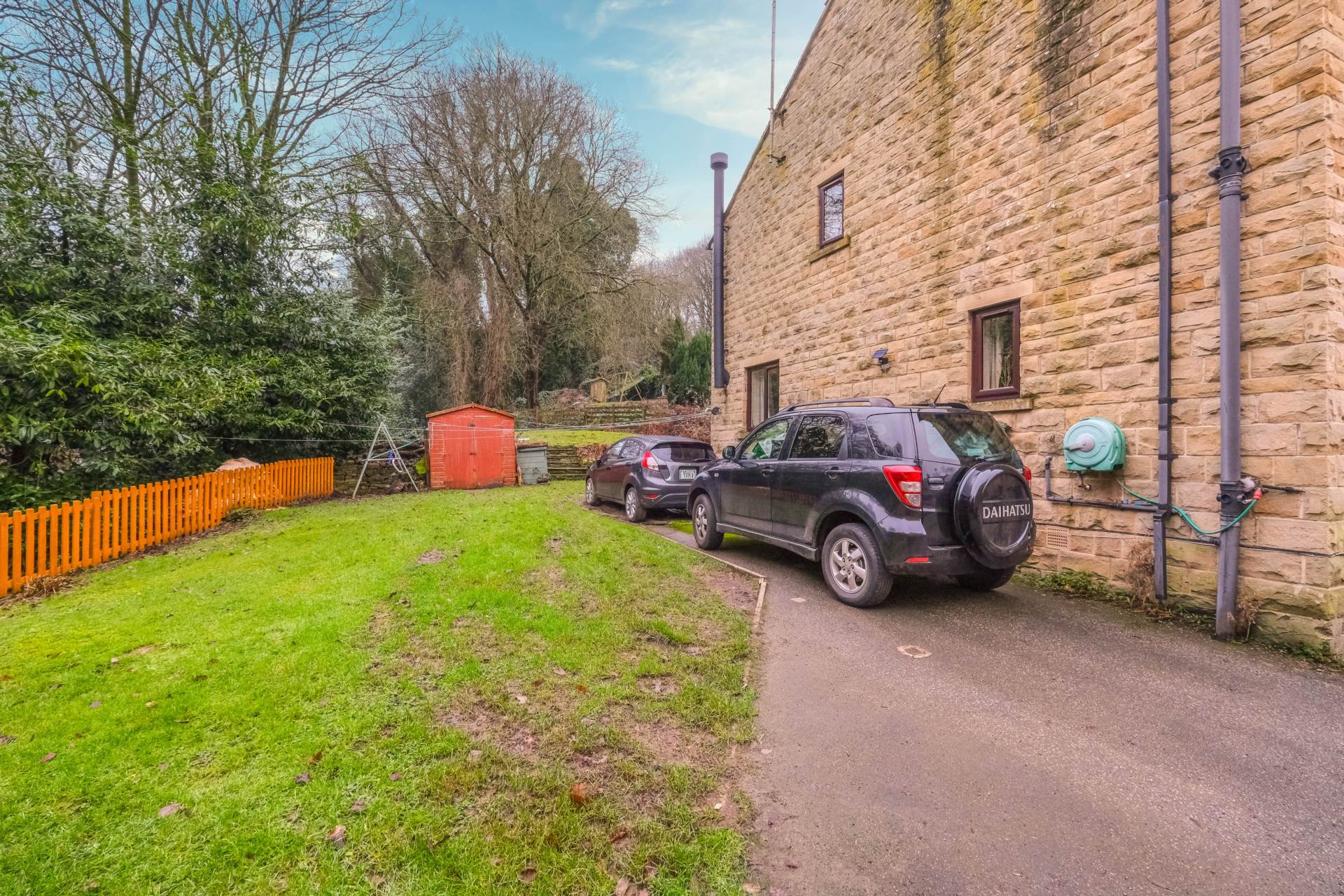 Weavers Court, Meltham, Image 11