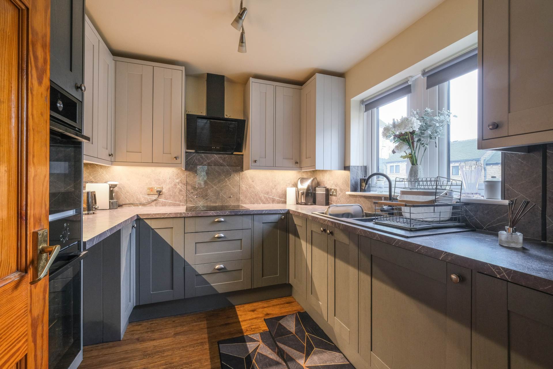 Weavers Court, Meltham, Image 3