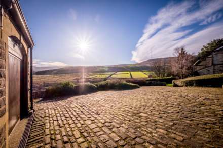 Woodhead Road, Holme Village, Image 18