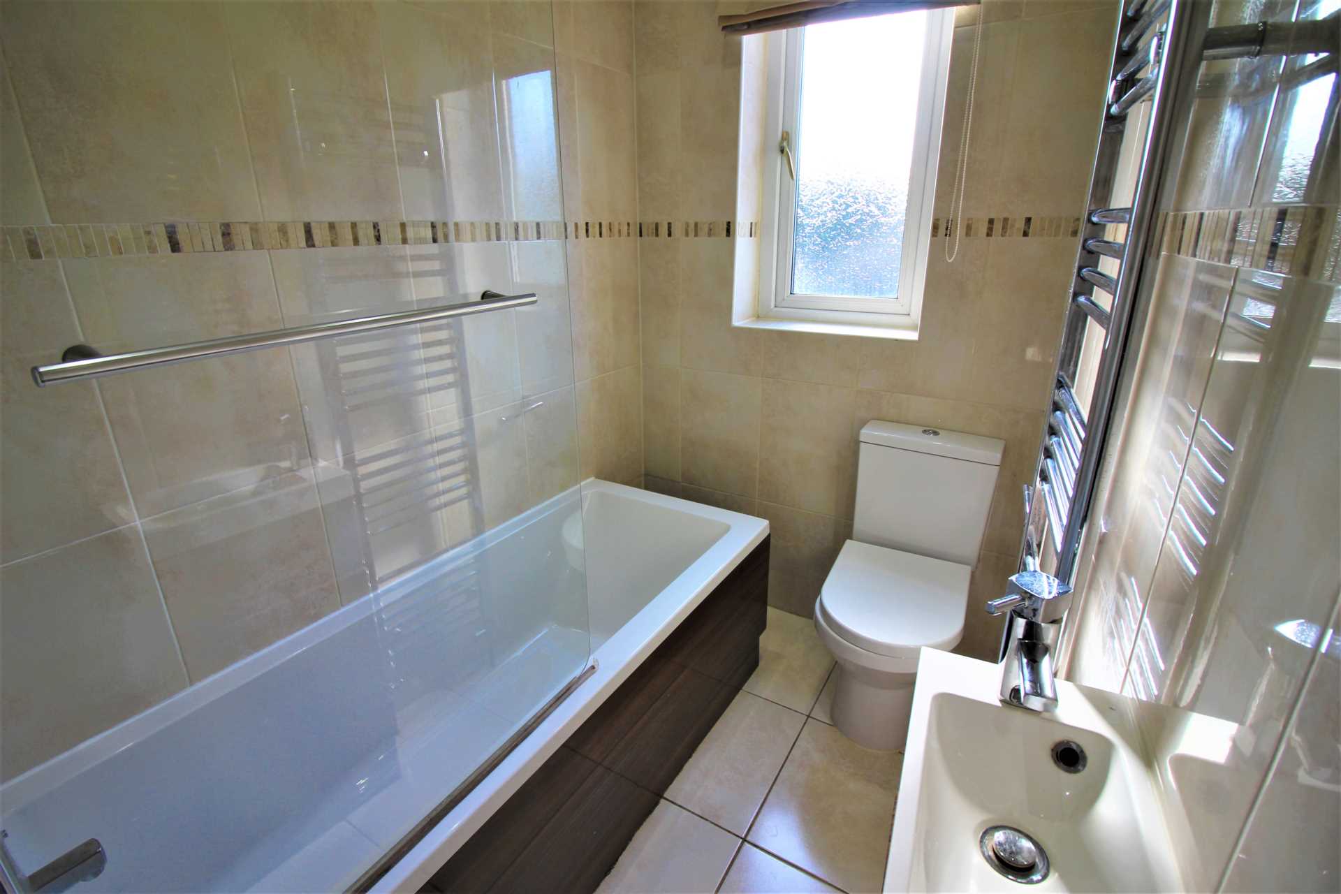 Commercial Road, Skelmanthorpe, Image 4