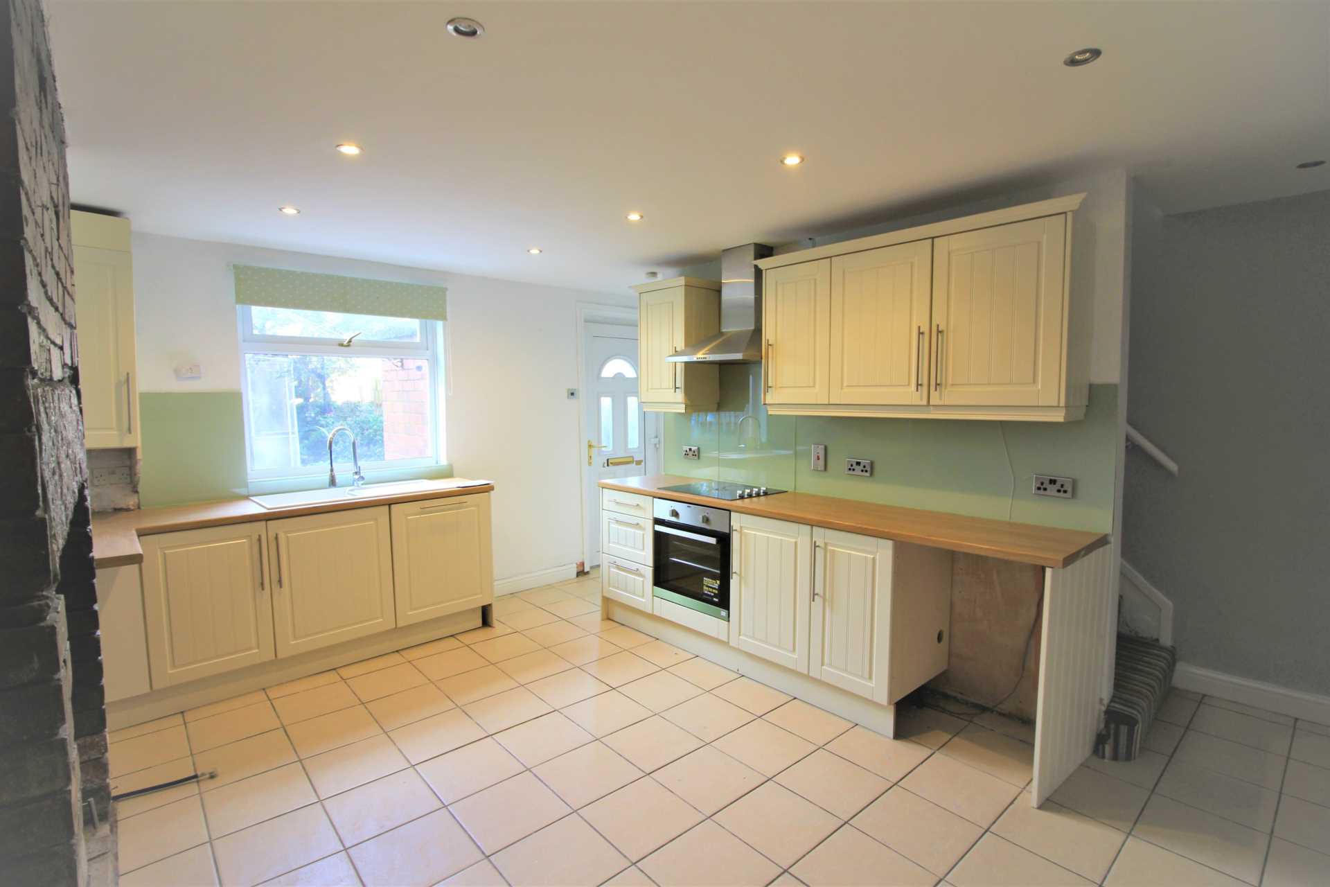 Commercial Road, Skelmanthorpe, Image 7