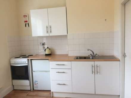 Cornmill Lane, Liversedge, Image 2