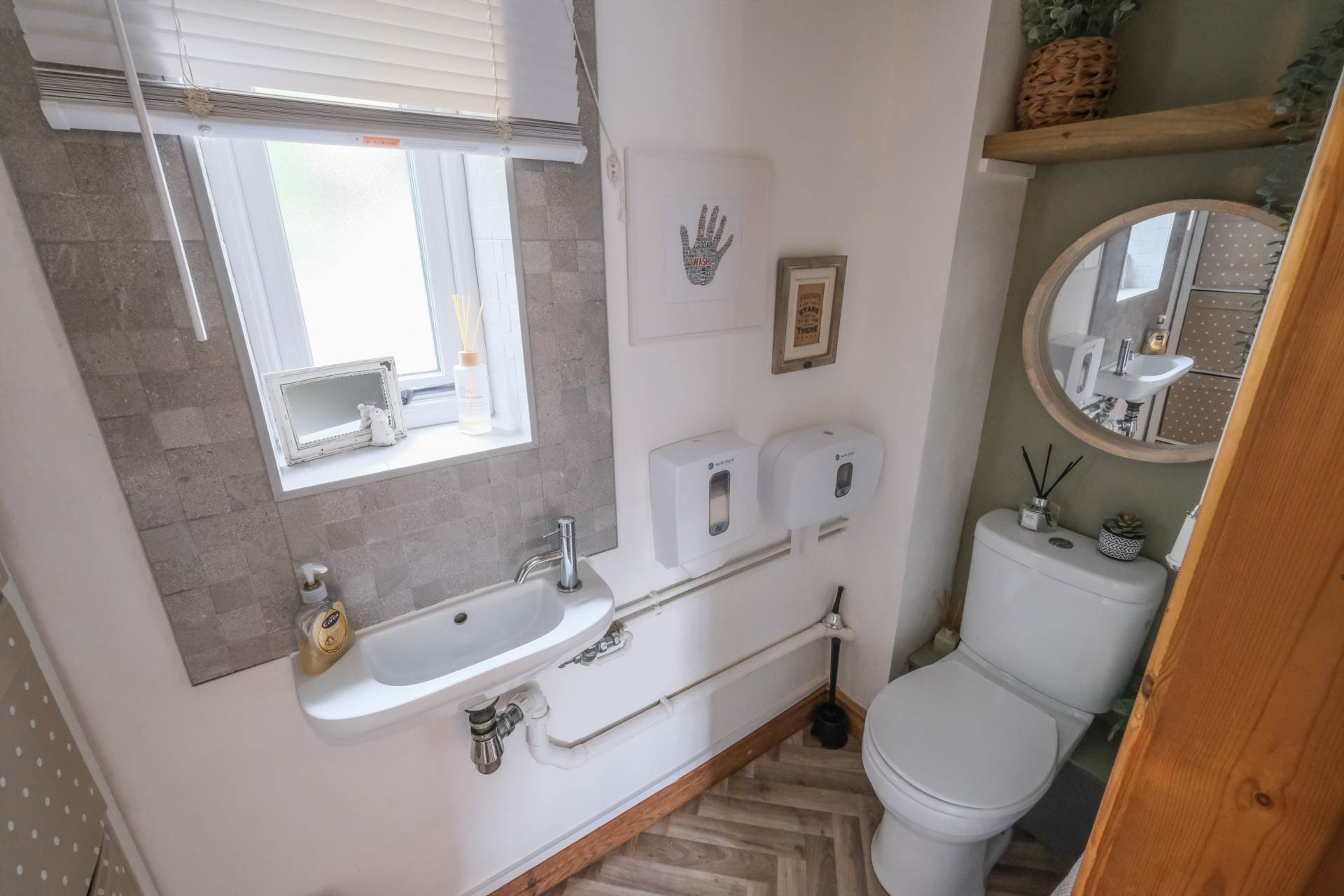 Bishops Way, Meltham, Image 15
