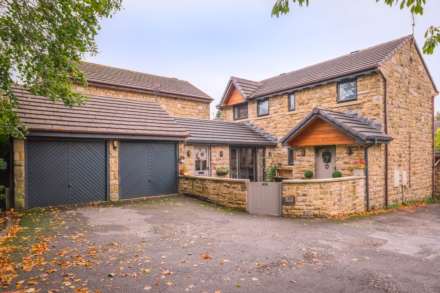 Bishops Way, Meltham