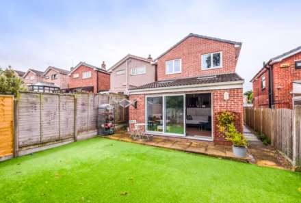 Harrington Court, Meltham, Image 15