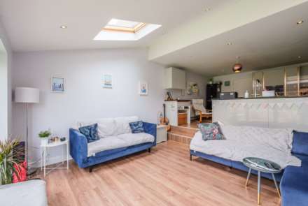 Harrington Court, Meltham, Image 3