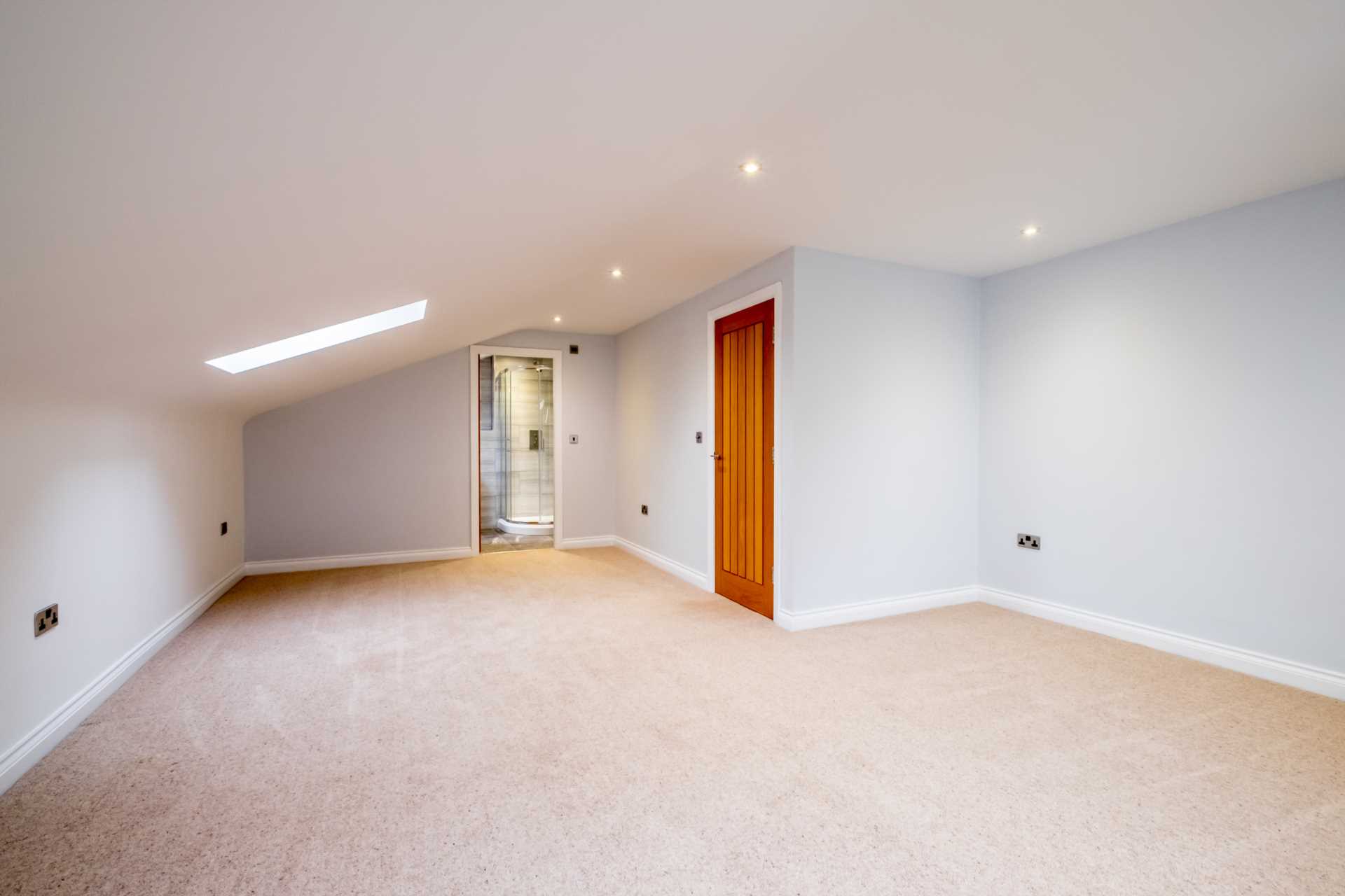 Holt Head Road, Blackmoorfoot, Huddersfield, Image 12