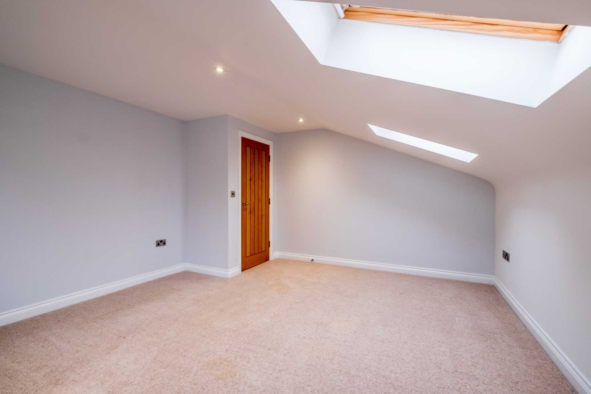 Holt Head Road, Blackmoorfoot, Huddersfield, Image 8