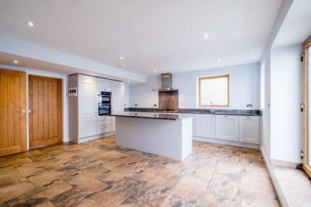 Holt Head Road, Blackmoorfoot, Huddersfield, Image 1