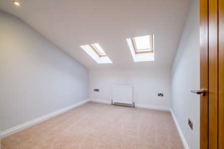 Holt Head Road, Blackmoorfoot, Huddersfield, Image 10