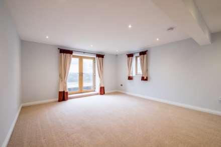 Holt Head Road, Blackmoorfoot, Huddersfield, Image 2