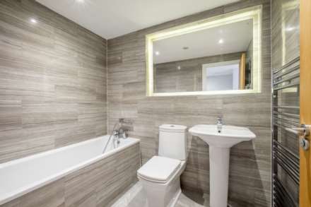 Holt Head Road, Blackmoorfoot, Huddersfield, Image 5