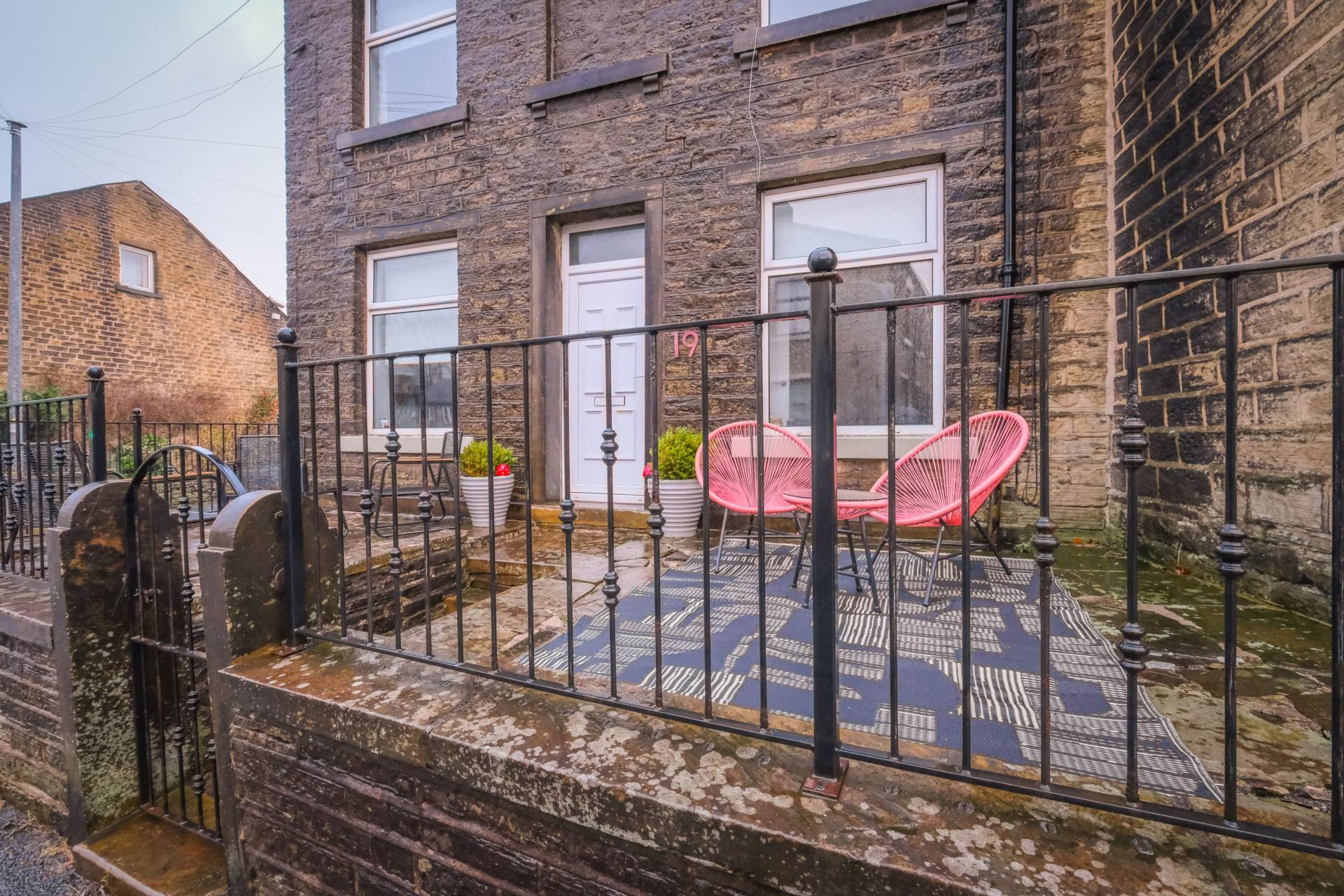 Holmfirth Road, Meltham, Image 14