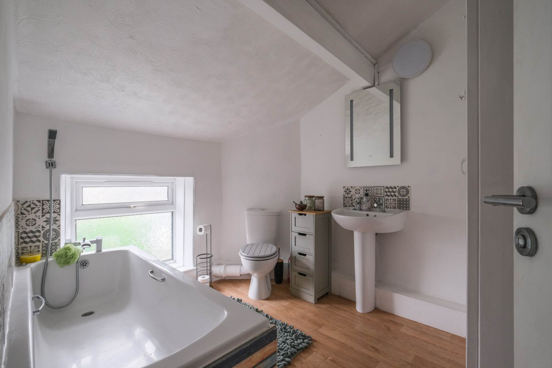 Holmfirth Road, Meltham, Image 7