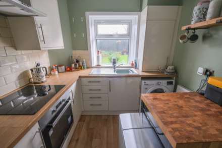 Holmfirth Road, Meltham, Image 6