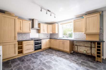 Dearne Terrace, Scissett, Image 4
