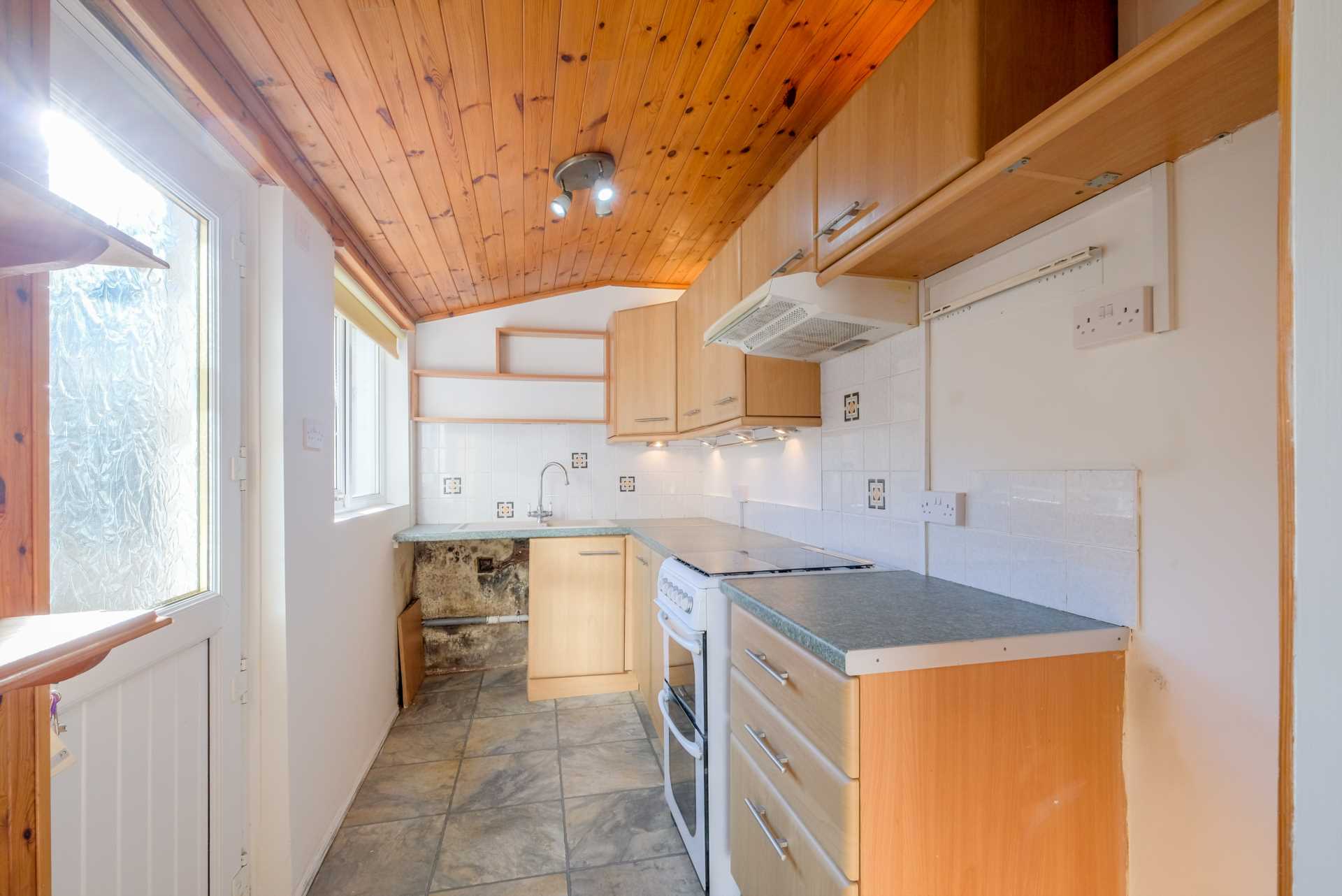 Southern Road, Cowersley, Image 8