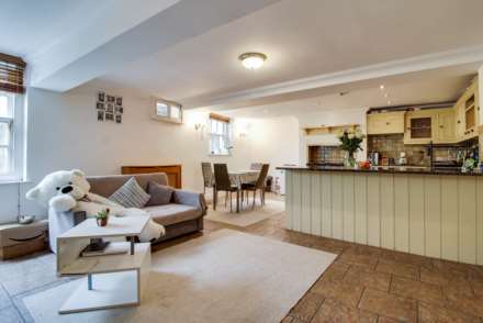 Albion Street, Lewes, Image 2