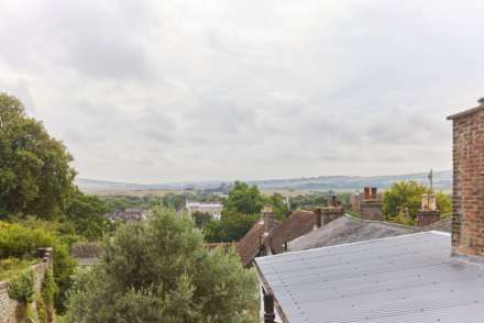 High Street, Lewes, Image 17