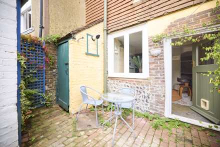 High Street, Lewes, Image 35