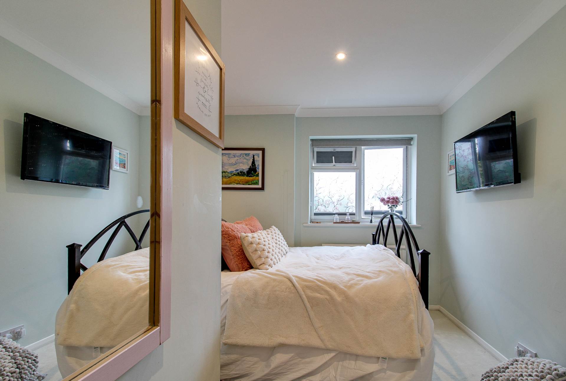 Winterbourne Close, Lewes, Image 3