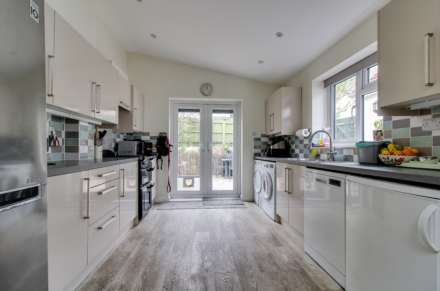 Winterbourne Close, Lewes, Image 9